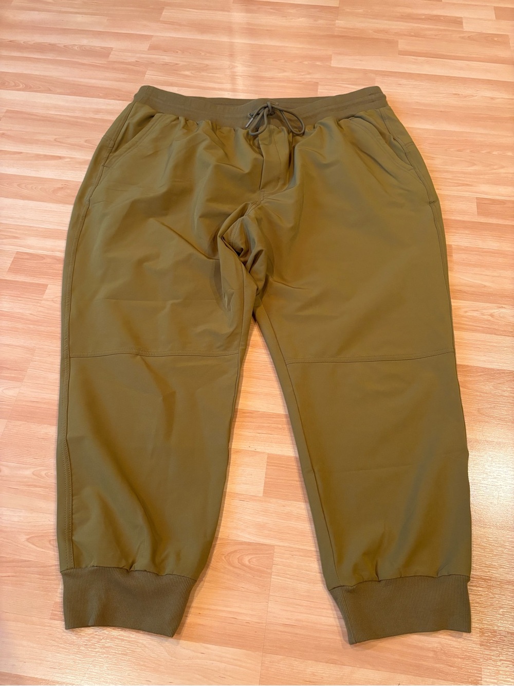 Old Navy Olive Green Jogger Pants Go H20